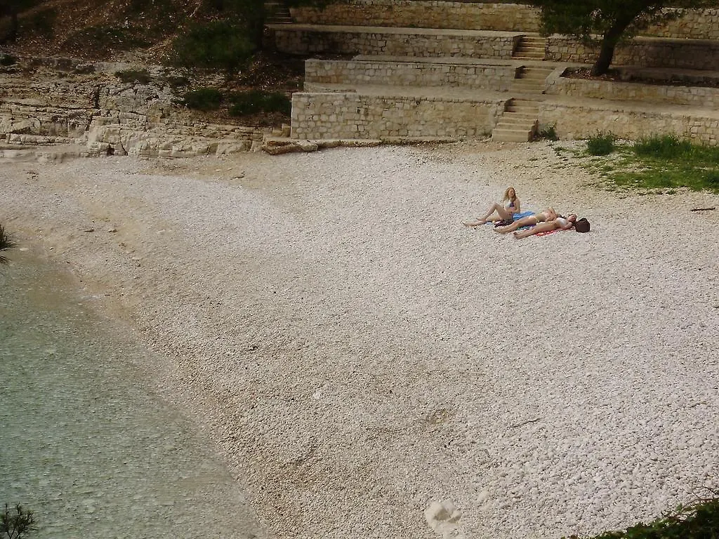 Room Ket Pula Croatia